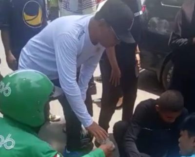 
 Walikota Makassar Spontan Bantu Korban Kecelakaan di Jalan Arief Rate