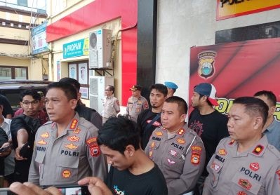 
 Polrestabes Makassar Ringkus Pengendara yang Memotong Iring Iringan Rombongan Presiden RI